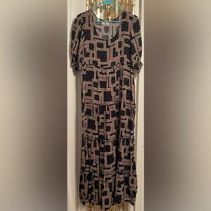 NATURAL LIFE Geometric Black and Tan Dress